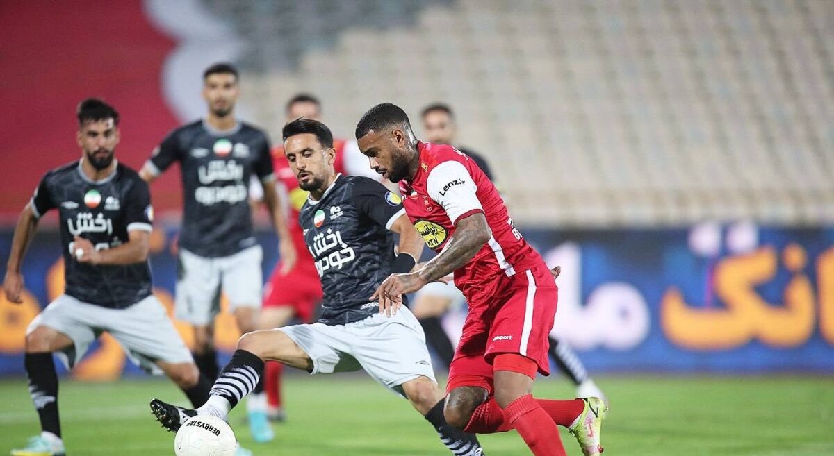 حرکت جنجالی ستاره پرسپولیس و تعجب یورگن لوکادیا