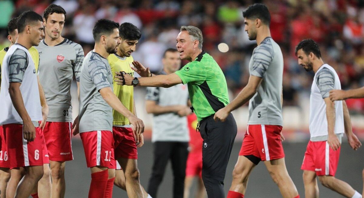 اقدام جنجالی مربی پرسپولیس پیش از تعطیلات