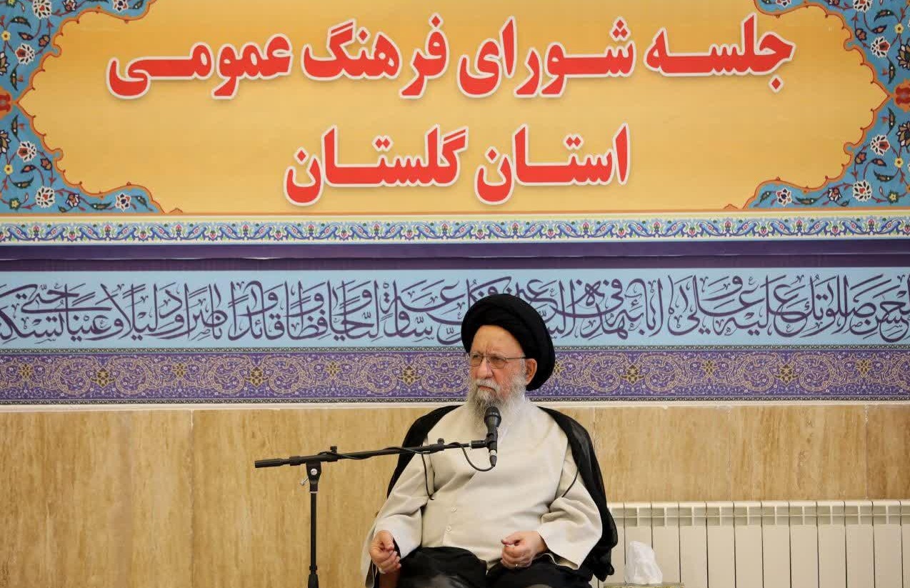 آیت الله نورمفیدی: جامعه نیاز به گفتگو دارد / هیچ گاه با برگزاری کنسرت ها در این شهر مخالفت نکردم / اینگونه سخت گیری ها درست نیست و جواب هم  نمی دهد