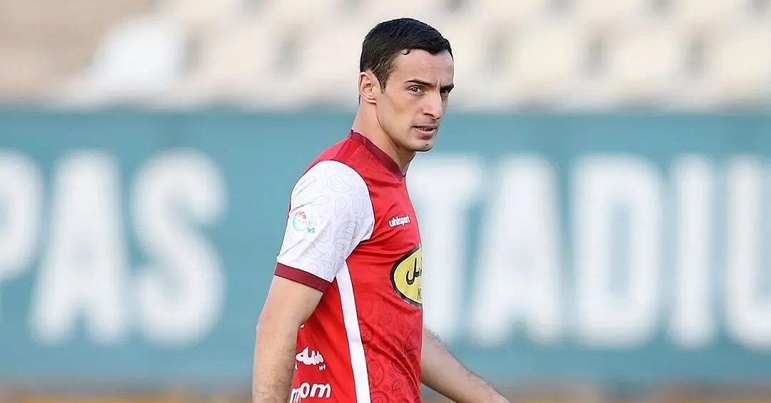 مدافع پرسپولیس ممنوع‌الخروج است؟