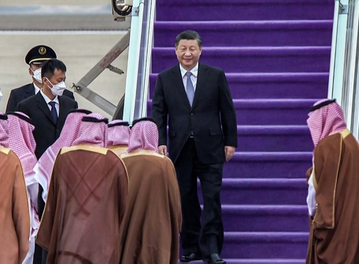 اولین واکنش ایران به اظهارات رییس‌جمهور چین در عربستان / معاون سیاسی دفتر رییس جمهور: همکاران چینی به یاد داشته باشند که وقتی سعودی و آمریکا از داعش و القاعده حمایت کردند، این ایران بود که با تروریست ها جنگید