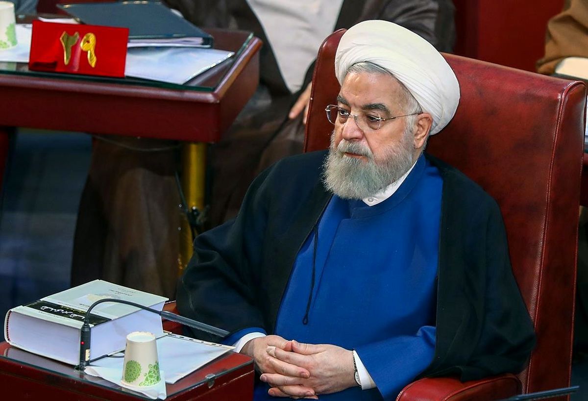 حسن روحانی: اقلیتی که امروز حاکم است می‌گویند حکومت دست ما افتاده و باید نگه داریم / گاهی مشارکت نکردن و رأی ندادن در انتخابات به معنای نوعی رأی دادن است