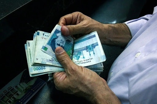 افزایش سهم خانوارها از وام بانکی/ ۴۴۷ هزار میلیارد تومان تسهیلات در دی ماه پرداخت شد