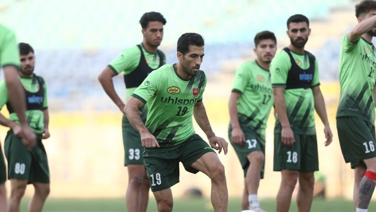 هشدار به استقلال و سپاهان ؛ پرسپولیس ول کن صدر جدول نیست