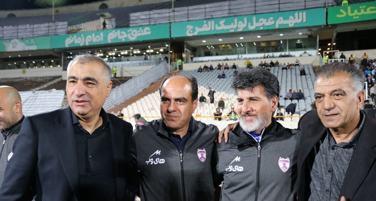 چرا ما فحش بخوریم و پرسپولیس بازی را ببرد؟