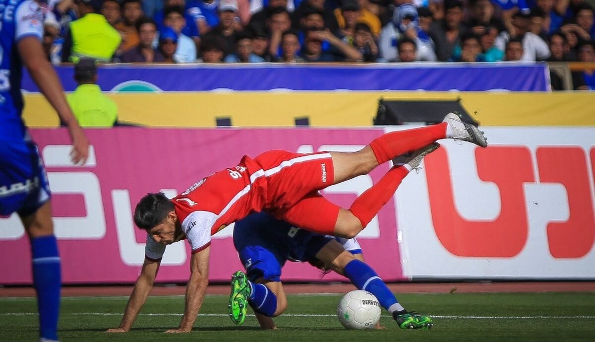 این دو نفر ساره پرسپولیس در دربی بودند