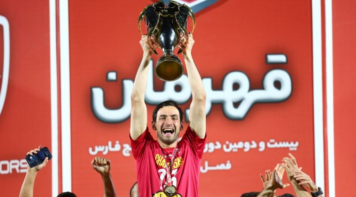 راهکار عجیب باشگاه پرسپولیس برای قرارداد با این ستاره
