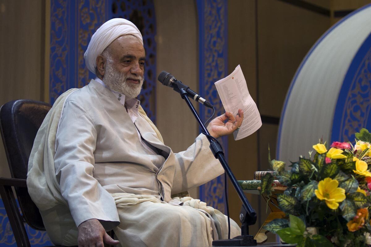 انتقاد روزنامه جمهوری اسلامی از قرائتی: برای نماز خوان کردن مردم از بیتالمال، بودجه میخواهید؟ انتقاد روزنامه جمهوری اسلامی از قرائتی: برای نماز خوان کردن مردم از بیتالمال، بودجه میخواهید؟