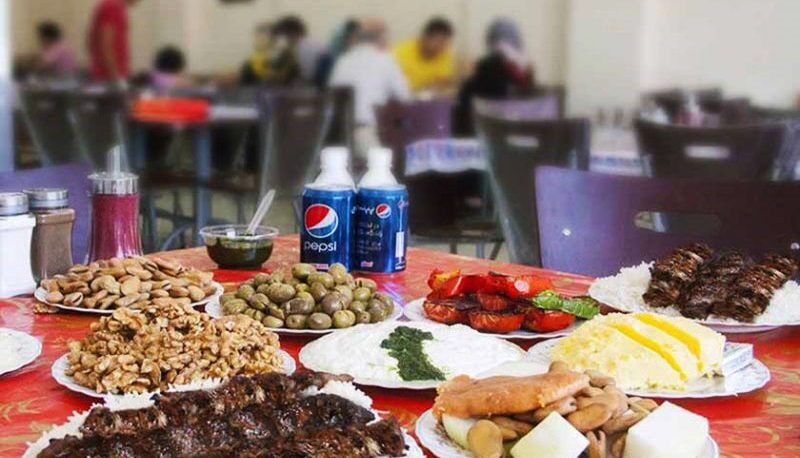 تورم کالا و خدمات چقدر شد؟/ درِ باز هتل و رستوران به روی ثروتمندان ایرانی