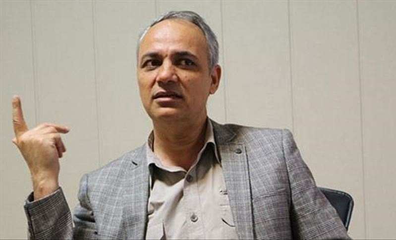 زیدآبادی: برخلاف تصور حداد عادل، مسئلۀ ایران دیگر نه مشارکت اصلاح‌طلبان در قدرت است، نه حتی نحوۀ برگزاری انتخابات / اکثریت قاطعی از مردم نسبت به این رجزخوانی‌ها نه‌فقط بی‌تفاوت بلکه از آن بیزار شده‌اند / با حضور و عدم حضور اصلاح‌طلبان در انتخابات و نوع ترکیب مجلس آینده، چیز زیادی به وضع موجود اضافه یا کم نمی‌شود
