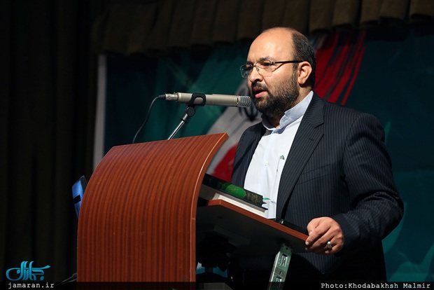 سخنگوی جبهه اصلاحات: نهادهای انتخابی موضوعیت خودشان را از دست داده‌اند/ نمی‌توانیم آنچه مورد نظرمان هست را به مردم تحمیل کنیم و بعد حرف از مشارکت حداکثری بزنیم/ در انتخابات 98 و 1400 مردم با صندوق رأی قهر کردند