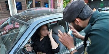 قزلجه: آقای قالیباف تکذیب نکنید، این هم سند «تبصره» احضار دختران بدحجاب زیر ۱۸ سال به کلانتری‌ها