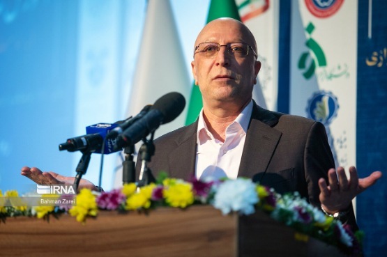 واکنش وزیر علوم به اخراج اساتید از دانشگاه‌ها: یک عضو هیأت علمی علاوه بر نظم و انضباط آموزشی، باید نظم و انضباط اداری و فرهنگی را هم رعایت کند / موضوع پایان همکاری با برخی اساتید آنگونه که در فضای مجازی مطرح شده نیست