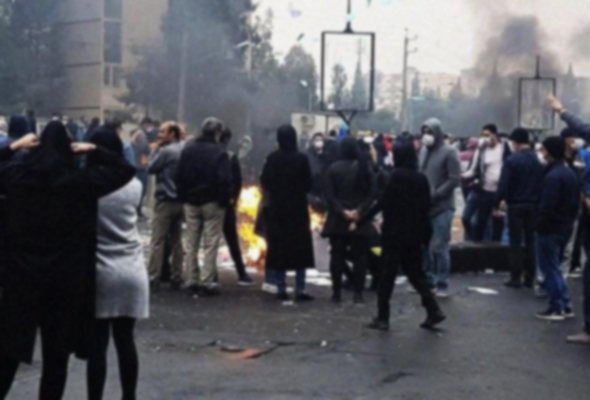 هر آن چیز که باید درباره احتمال وقوع انقلاب در ایران بدانید