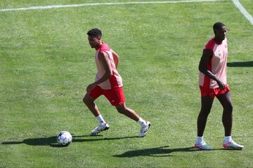 جدایی العملود از پرسپولیس تکذیب شد جدایی العملود از پرسپولیس تکذیب شد