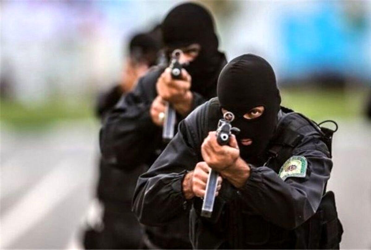 ماجرای گروگانگیری در شهرستان بم چه بود؟ ماجرای گروگانگیری در شهرستان بم چه بود؟