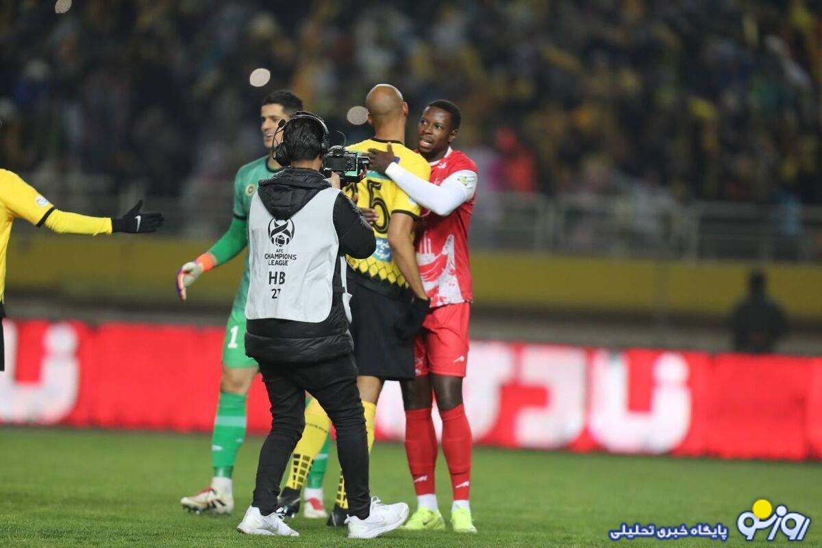 ضربه سر این سپاهانی علیه پرسپولیس مهارشدنی نبود!