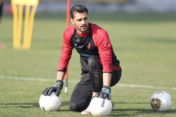 یک پرسپولیسی قراردادش را فسخ کرد یک پرسپولیسی قراردادش را فسخ کرد