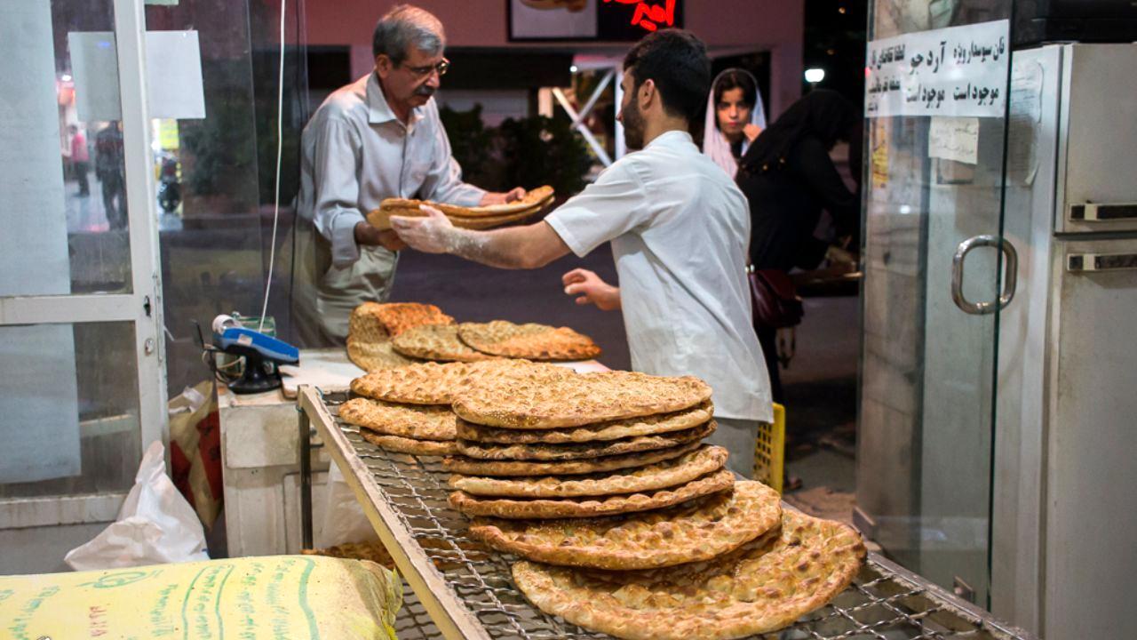 افزایش 25 درصدی قیمت نان در این استان افزایش 25 درصدی قیمت نان در این استان