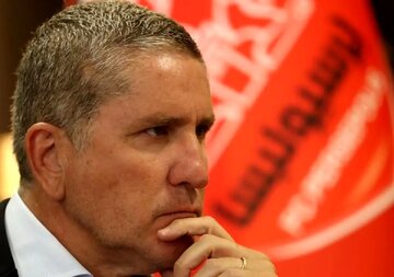 سردرگمی گاریدو در خط دفاع پرسپولیس سردرگمی گاریدو در خط دفاع پرسپولیس