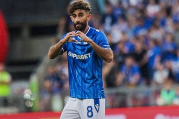 رونمایی از گزینه اول پرسپولیس در زمستان؛ لژیونر ملیپوش در رادار سرخها رونمایی از گزینه اول پرسپولیس در زمستان؛ لژیونر ملیپوش در رادار سرخها