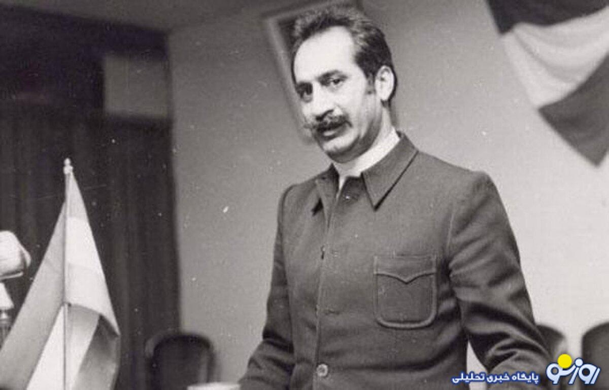 تصویر کمتر دیده شده از داریوش فروهر در دفتر امام تصویر کمتر دیده شده از داریوش فروهر در دفتر امام