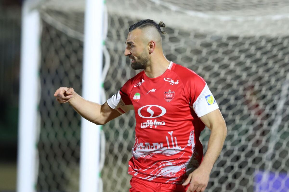 باشگاه پرسپولیس: سردار دورسون فروشی نیست