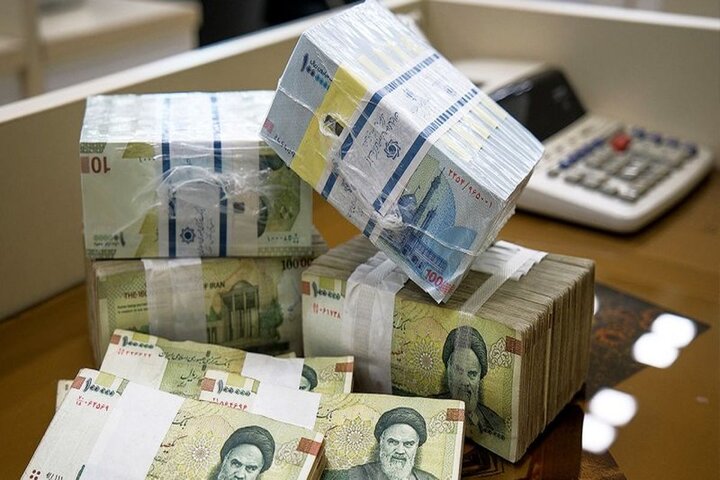 حقوق بازنشستگان در سال ۱۴۰۴ چقدر زیاد می شود؟