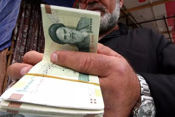 تکلیف متناسب‌سازی حقوق در سال 1404 روشن شد/ افزایش حداقل حقوق بازنشستگان چقدر است؟