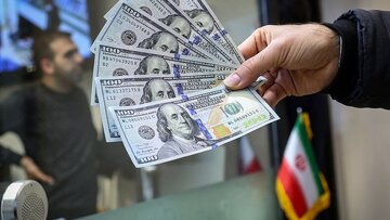قیمت دلار و سایر ارزها امروز ۲۸ فروردین ۱۴۰۴/ پای دلار لرزید؛ قیمت از کف مقاومتی عقب رفت