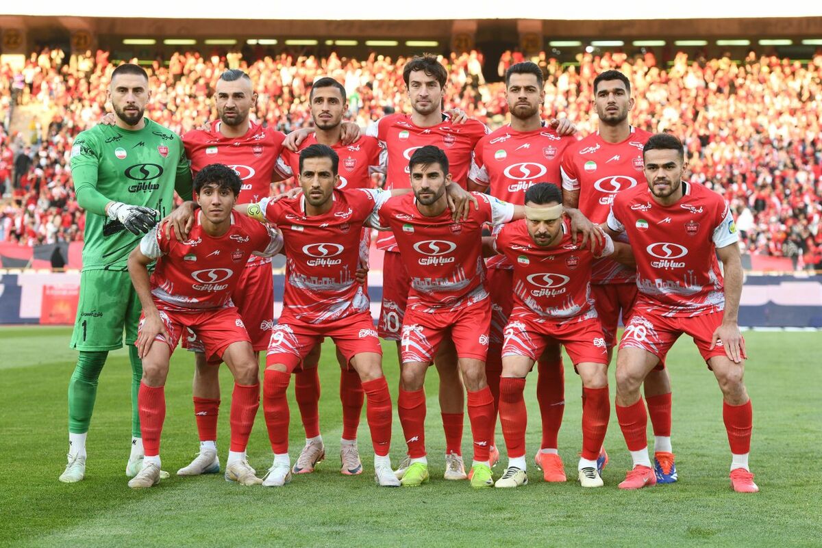 ۱۲ بازیکن باید از این پرسپولیس بروند تا تیم درست شود/ چرا اورونوف دائم یک جایی از بدنش کش می‌آید؟