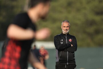 بازگشت اورونوف در فضای عیدانه تمرین پرسپولیس