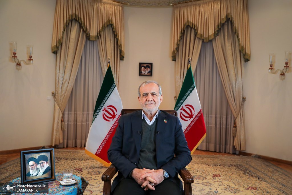 پزشکیان: بنزین را ۶۰ هزار می‌خریم، ۳ هزار می‌فروشیم