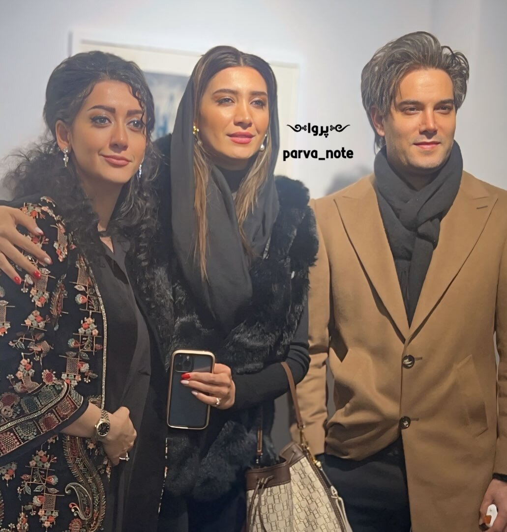 نیکی مظفری در افتتاحیهی گالری «آرامه»