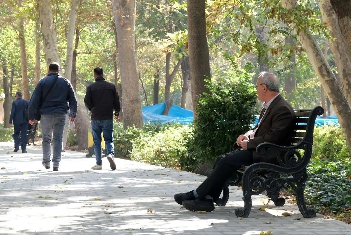 تجمع اعتراضی بازنشستگان در چند شهر/ همسان‌سازی حقوق‌ها اصلاح شود