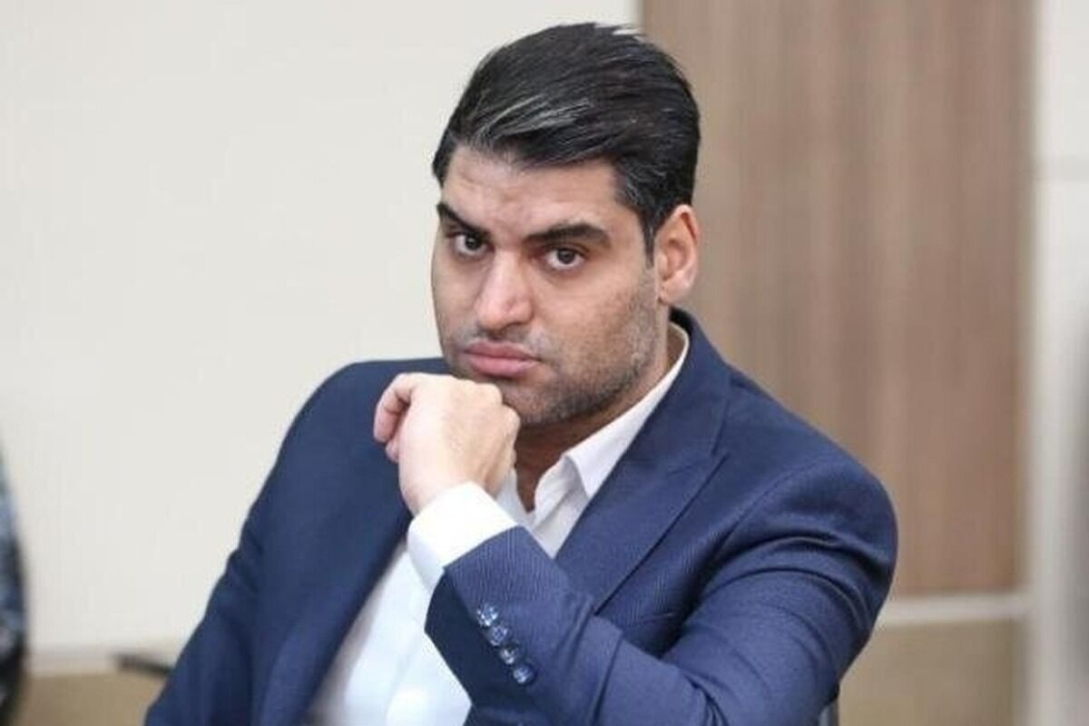 عضو هیات مدیره پرسپولیس: درویش به دلیل نارضایتی ها استعفا کرد/ امیدوارم درویش نرود/ بانک شهر دلسرد شده است/ استعفای درویش را نمی پذیریم