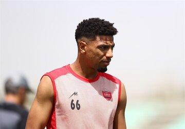 آمار عجیب مدافع راست پرسپولیس در فصل اخیر آمار عجیب مدافع راست پرسپولیس در فصل اخیر