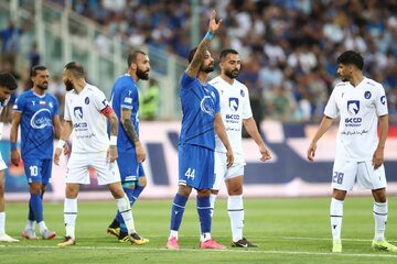 بازیکن استقلال از نیمه نهایی احتمالی محروم شد!