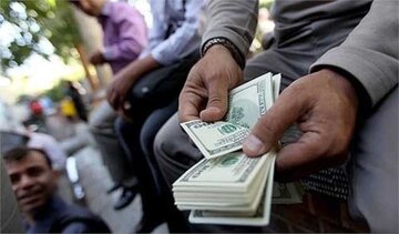 قیمت دلار و سایر ارزها امروز ۹ اردیبهشت ۱۴۰۴/ سیگنال ارزانی به بازار دلار مخابره شد