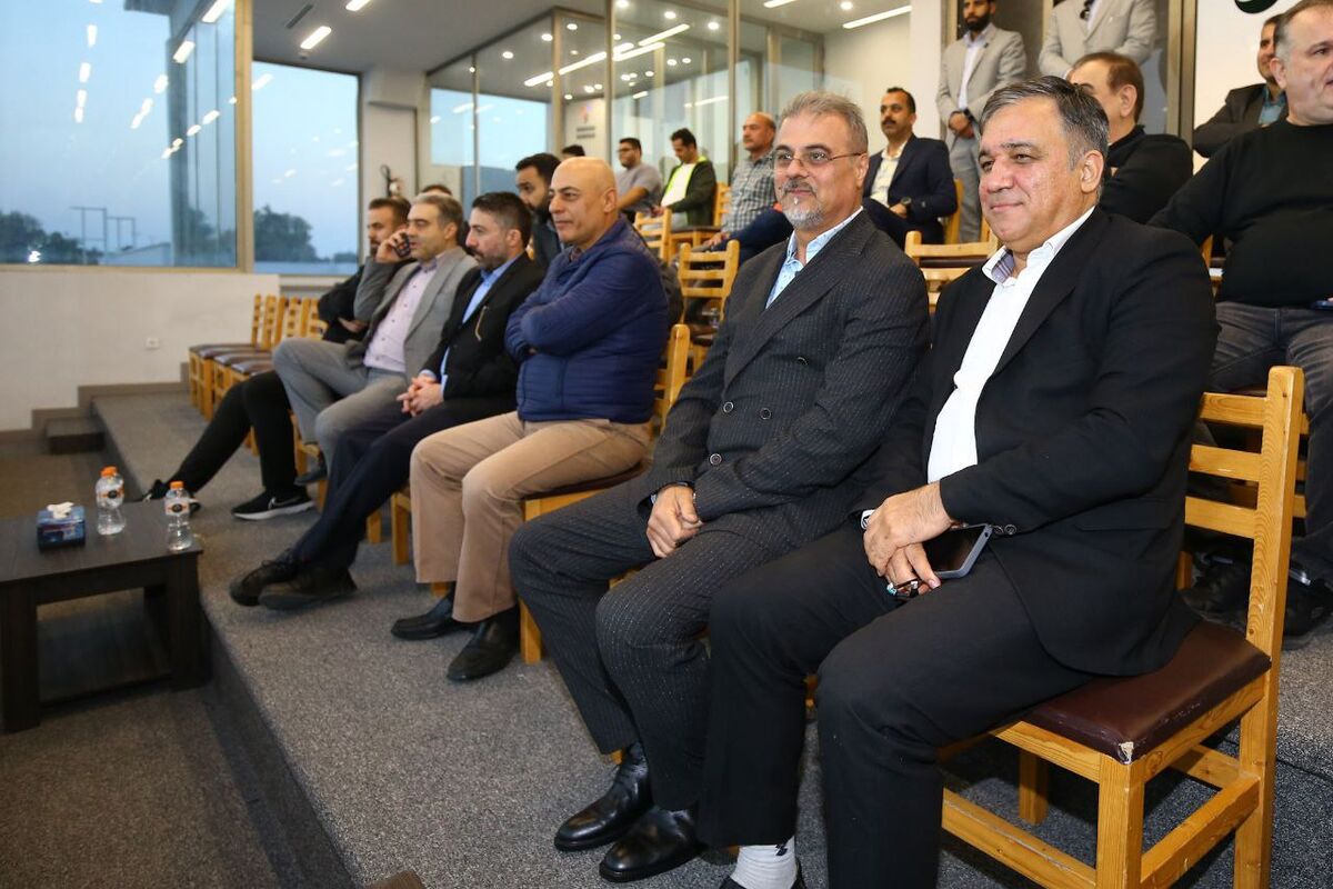 با این جنگ شرایط برای باشگاه استقلال نورعلی‌نور شد/ هیئت مدیره استقلال نباید سرمربی انتخاب نمی‌کند/ از گاف قرارداد کاریله اصلا تعجب نکردم