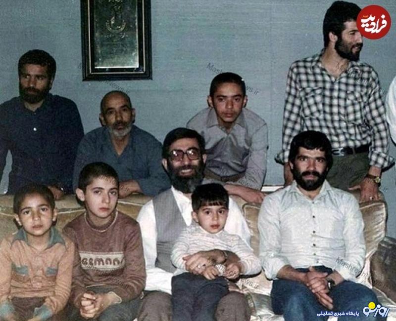 چهره دیده نشده از سید مجتبی خامنه‌ای ۴۴ سال پیش در کنار رهبری