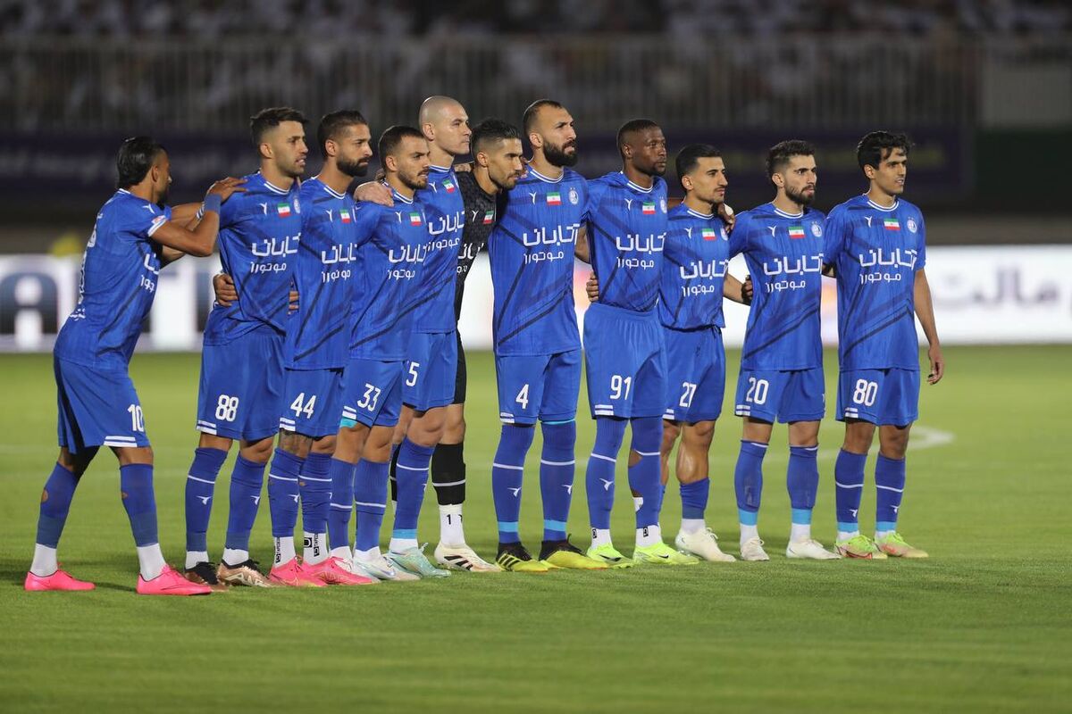 مشکل پرواز استقلال حل شد