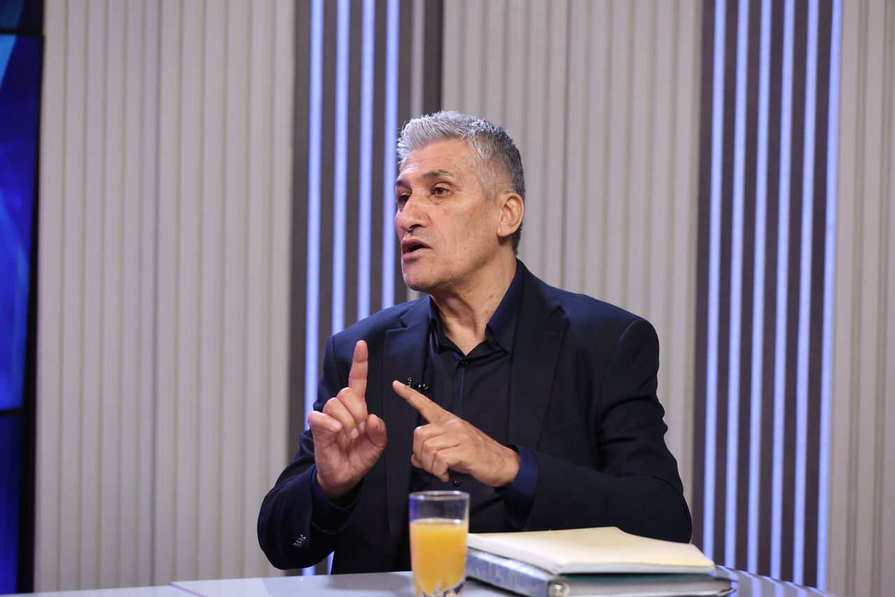 مصطفی کارخانه: دنیا مبهوت توان موشکی ایران است؛ آماده‌ایم هزینه مقاومت برابر ظلم را بپردازیم