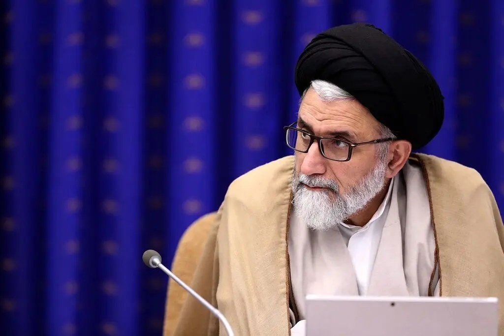 وزیر اطلاعات: در جنگ ۱۲ روزه هفت میلیون خبر مردمی داشتیم / هم‌پیمانان رژیم صهیونیستی در شرایط جنگ می‌خواستند ورود سرزمینی داشته باشند و بعضی حملات را انجام دهند، اما نتوانستند / ما در جنگ نیاز به تشکیلات فرماندهی داریم که بتواند جنگ را در شرایط خاص خودش فرماندهی کند؛ تشکیل شورای دفاع به این دلیل بود