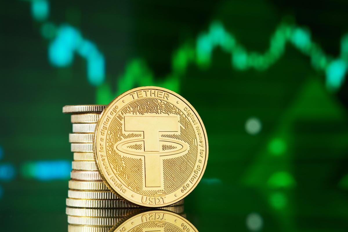 تتر به کانال ۹۰ هزار تومان بازگشت؛ سیگنال تغییر قیمت دلار؟