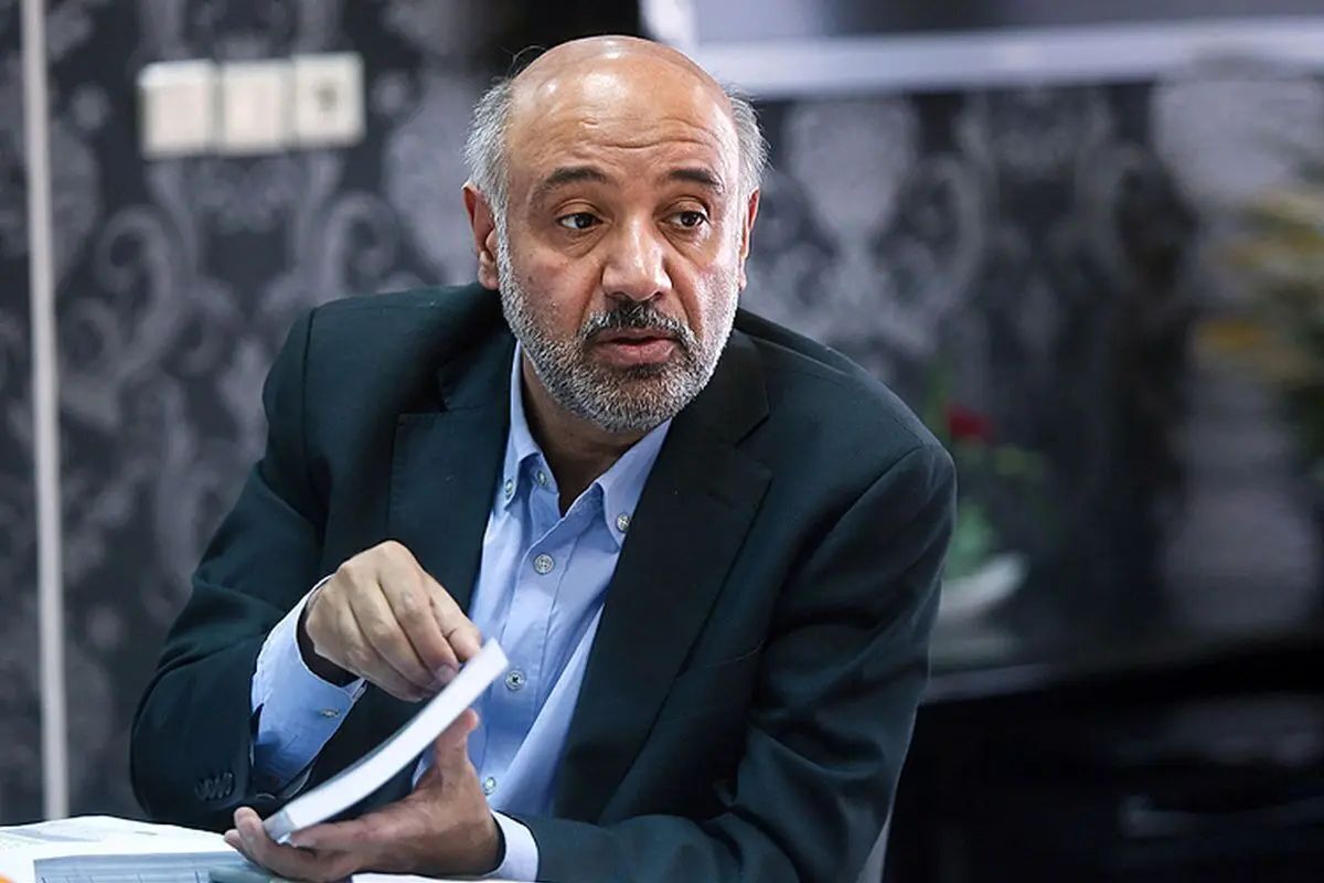 وزیر کار: مدیریت صندوق بازنشستگی کشوری و فولاد، با هم ادغام شدند/ در این موضوع انتقال سرمایه رخ نداده؛ فقط پست‌های موازی حذف شده