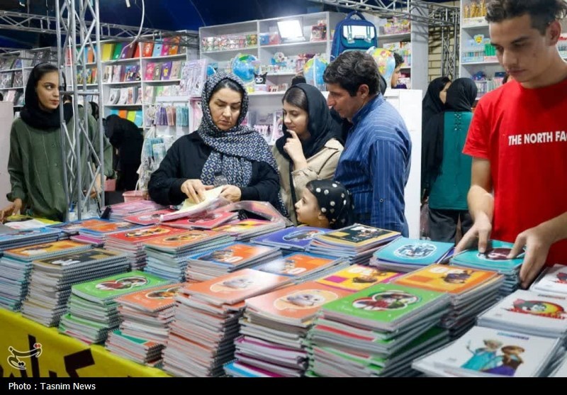 ۱۰ هزار بسته نوشت افزار ویژه مددجویان بهزیستی اهدا شد