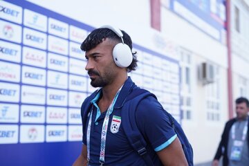 عکس | پیراهن رامین رضاییان برای بازیکن سابق پاریسنژرمن! عکس | پیراهن رامین رضاییان برای بازیکن سابق پاریسنژرمن!