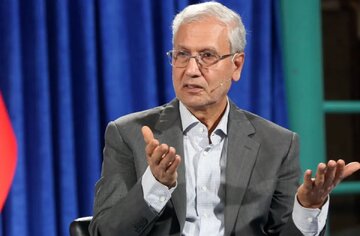 ربیعی: با سیاست های دیروز نمی توان جامعه را اداره کرد/ مردم را نباید تحریک کرد و به تعارض کشاند/ سوخت موشک را به رضایت ایرانیان گره بزنیم