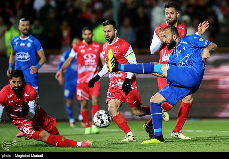 شائبه تخلف در قراردادهای استقلال و پرسپولیس شائبه تخلف در قراردادهای استقلال و پرسپولیس